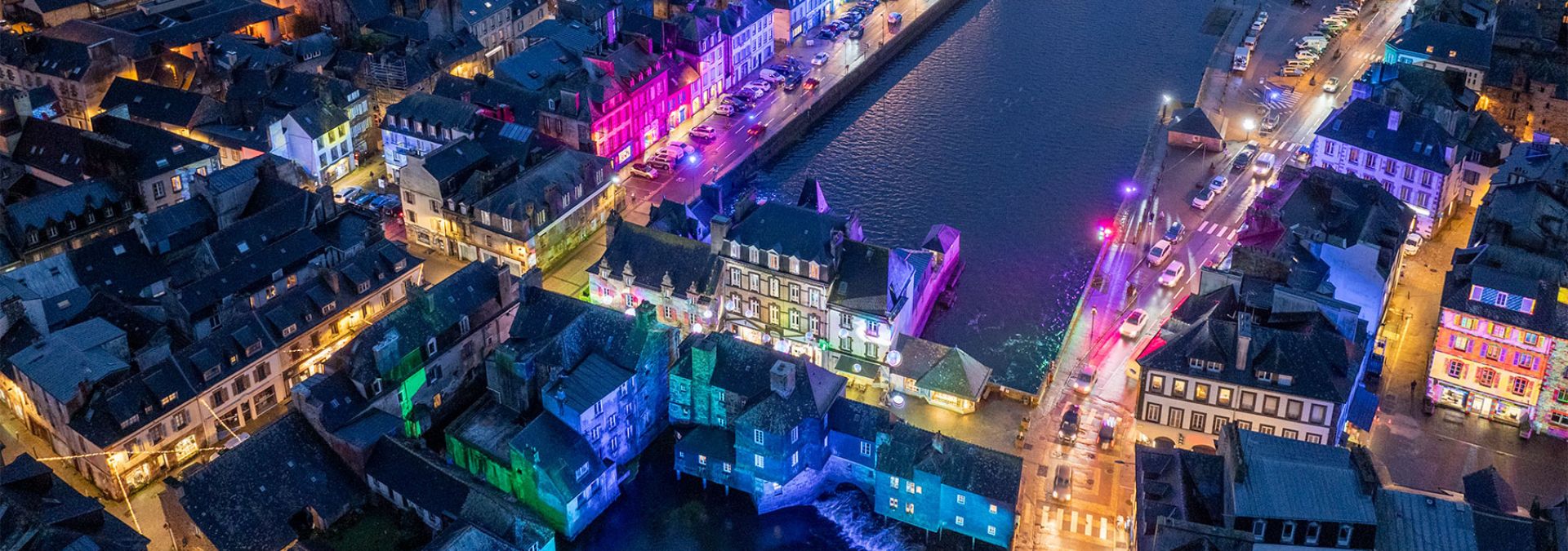 Lumières de Noël à Landerneau dans le Finistère à l'occasion de l'édition 2024 de l'évènement Nuit d'Hiver